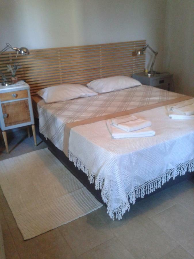 Aegina'S Oasisヴィラ エクステリア 写真